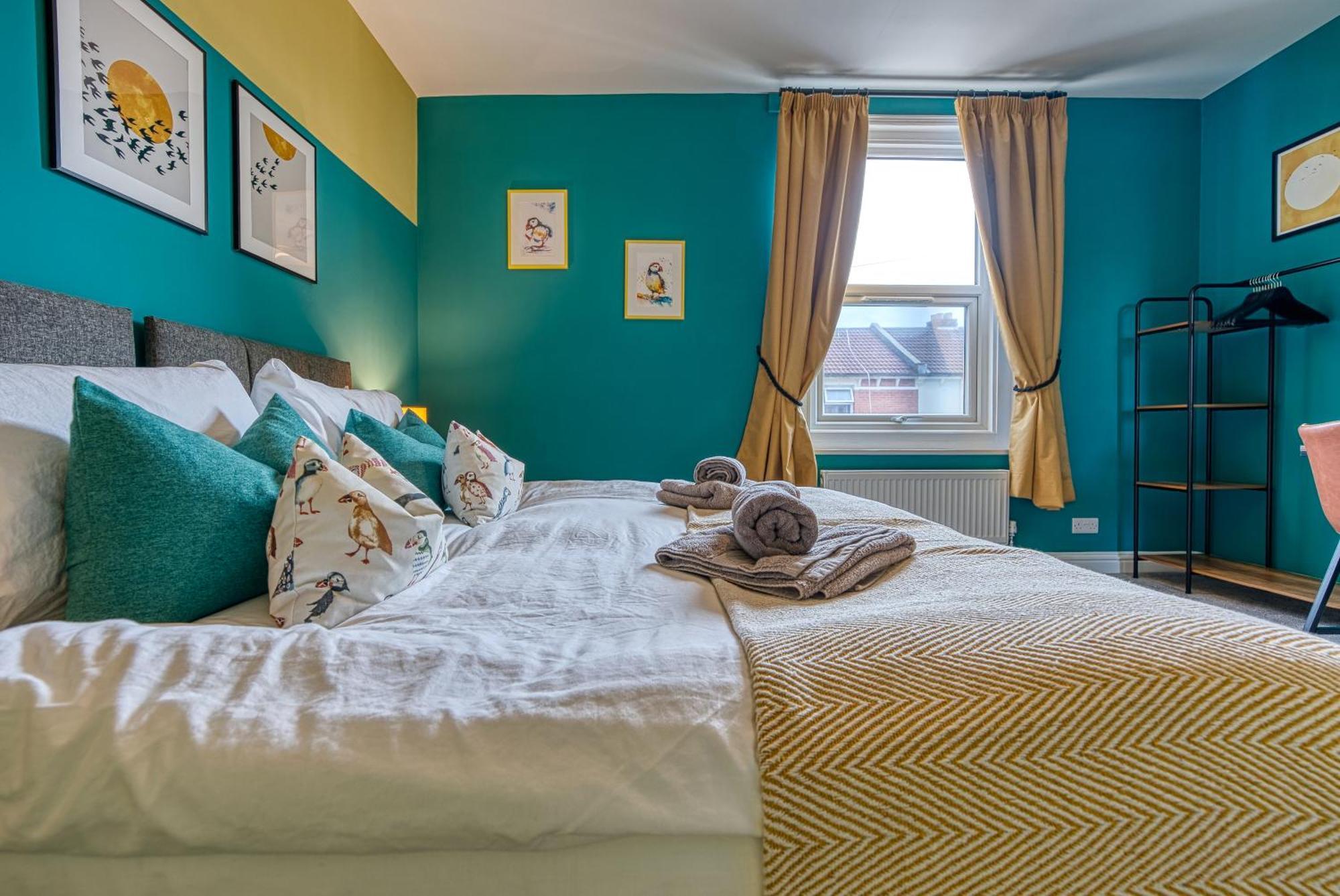 2 Bedrooms Modern, Stunning & Stylish Contractor House, Prime Portsmouth Location With Free Parking Permit, Summer Special Offer!! - By Blue Puffin Stays Экстерьер фото