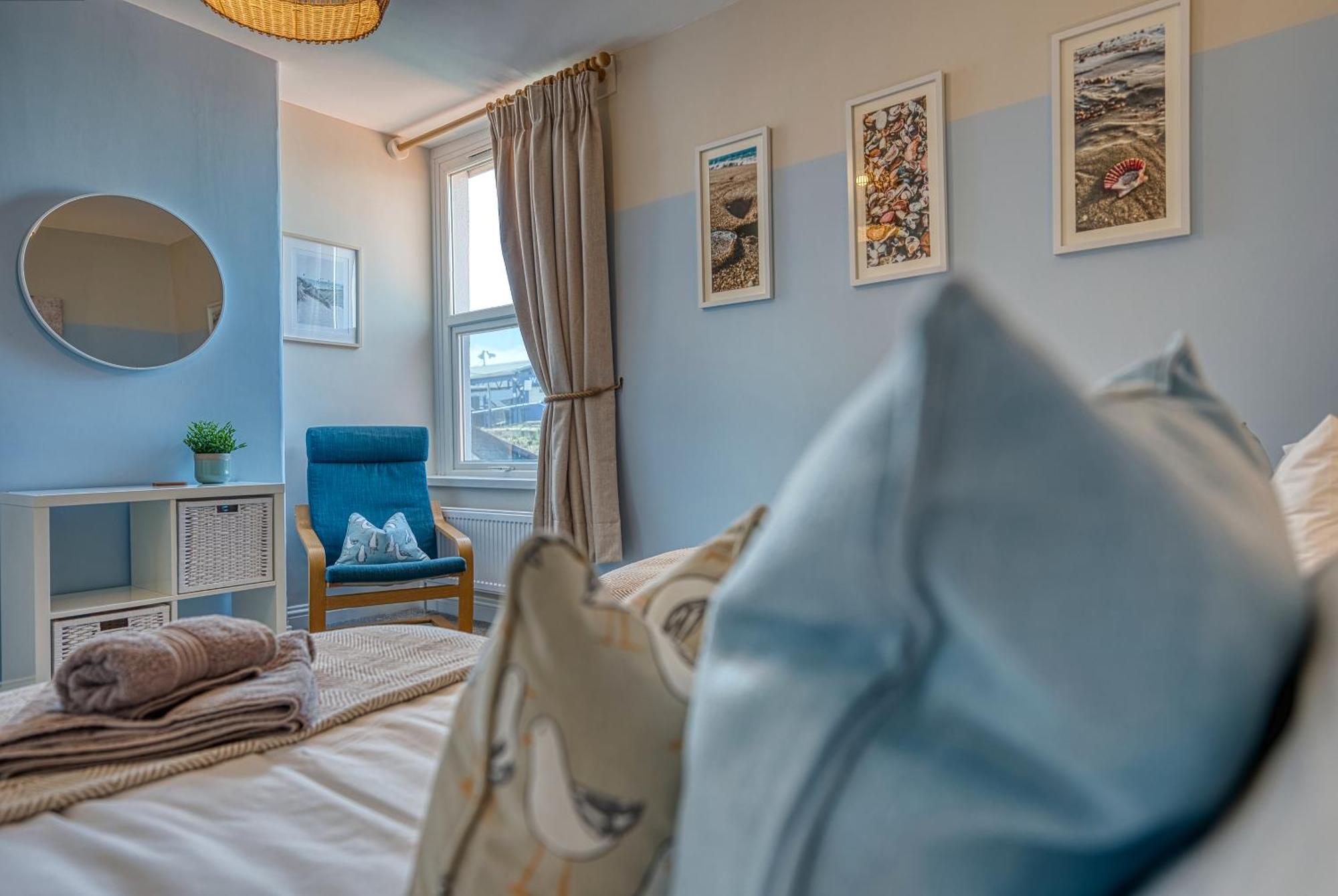 2 Bedrooms Modern, Stunning & Stylish Contractor House, Prime Portsmouth Location With Free Parking Permit, Summer Special Offer!! - By Blue Puffin Stays Экстерьер фото